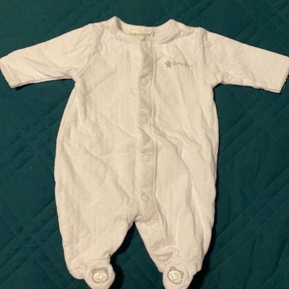 White newborn sleeper 095 - Picture 2 of 5